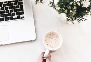 意甲媒体热议：米兰2比1战胜那不勒斯，拉比奥特在中场完胜德布劳内